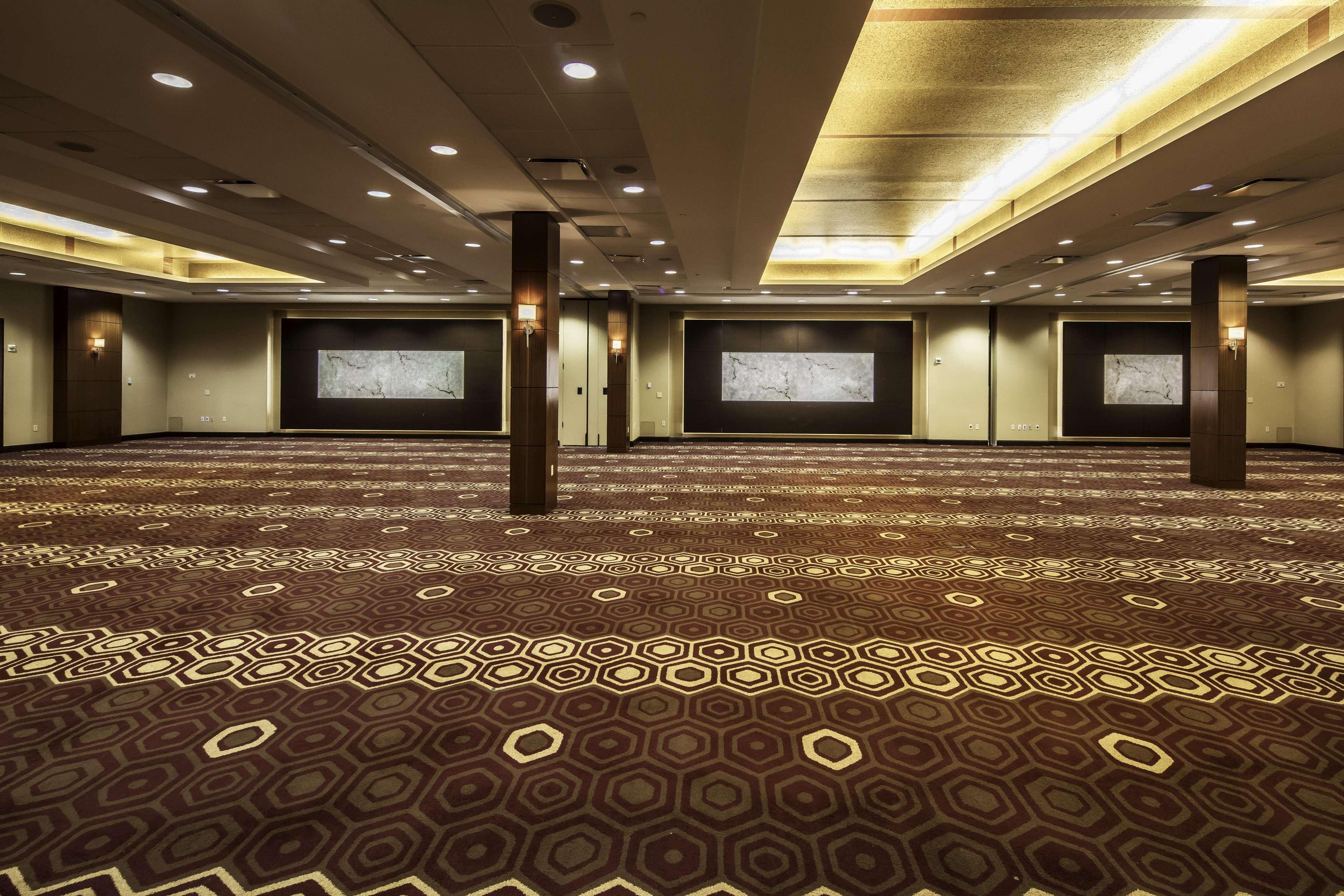 Doubletree By Hilton Hotel & Suites Pittsburgh Downtown Exterior foto