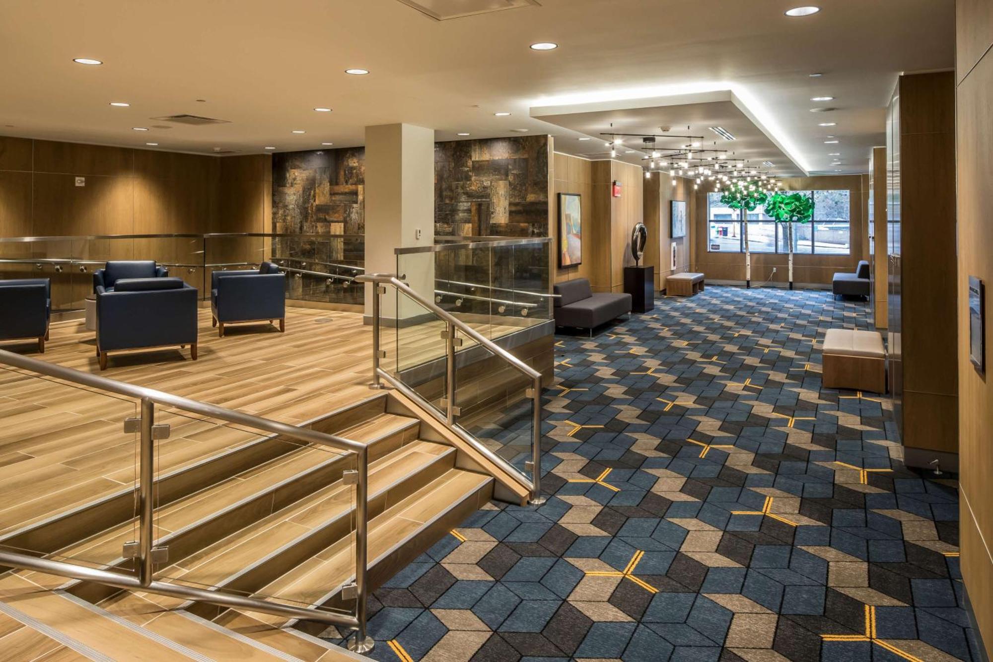 Doubletree By Hilton Hotel & Suites Pittsburgh Downtown Exterior foto